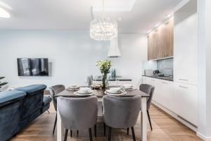 DEO PLAZA Riverside Residences by Noclegi Renters