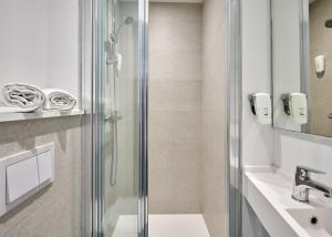 Hotels Kyriad Direct Narbonne Sud : photos des chambres