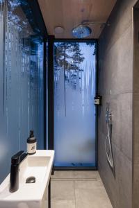 ÖÖD Mirror Houses at Versso