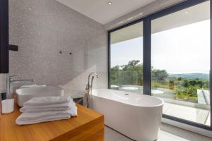 Luxury Villa Eleven near Rovinj for 10 persons only 4 km from the Beach 