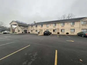 Motel 6 Portland, IN - Celina
