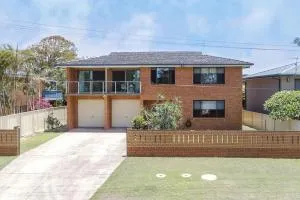 Byron's Beach House Mylestom - Urunga