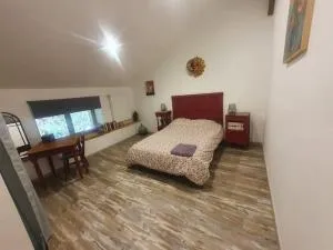 chambre indépendante - Domsure