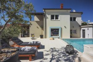 Villa Forest Bay near Pula for 8 people - only 300 meters from the beach