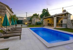 Villa Hisina near Porec for 6 people with private swimming pool