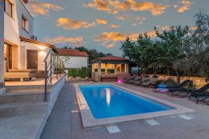 Villa Lelaina near Marčana with private Pool and 3 km from the beach