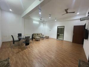 Ganga Home Stay 2