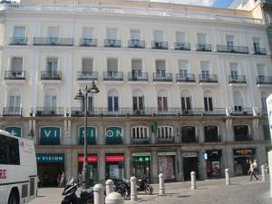 Puerta Del Sol Rooms hotel, 
Madrid, Spain.
The photo picture quality can be
variable. We apologize if the
quality is of an unacceptable
level.