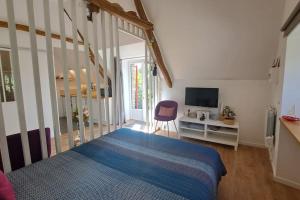 Chaumière de Kerréo, CELESTINE