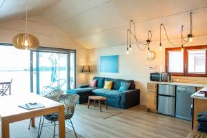 Houseboat Benjamin - Houseboats Benjamin & Franklin