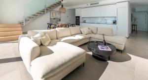 Stupa Hills IX - Superb New Built Duplex