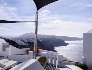 Honeymoon Cave Suite with Two Hot Tubs room in Zenith Blue Villas