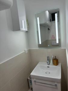 Appartements L'Orlysia - Proche Paris et centre-ville : photos des chambres