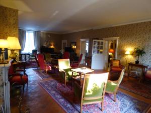 Hotels Logis Hotel La Tonnellerie : photos des chambres