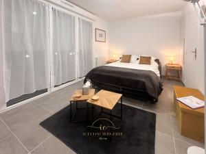 Appartements Le Jardin Rambolitain - Terrasse et Parking : photos des chambres