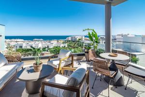 LME9F2 - Top class flat in Estepona, near beach