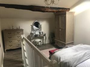 B&B / Chambres d'hotes Papillons B&B - beauty, comfort and peace 25 mins from Puy du Fou : Studio Double Deluxe