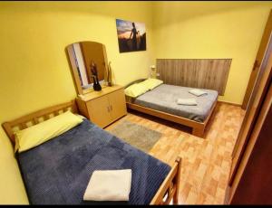 Jakov one bedroom apartment Sucuraj