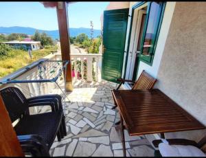 Manora Sucuraj one bedroom apartment