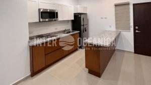 Alberca con la mejor vista a la Marina Mazatlán