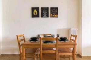 Spacious 3bdr apart wbalcony-5 mins to acropolis