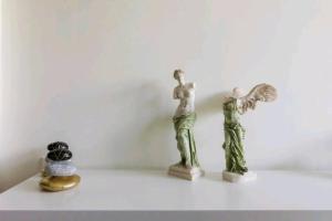 Spacious 3bdr apart wbalcony-5 mins to acropolis