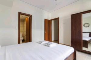 Spacious 3bdr apart wbalcony-5 mins to acropolis