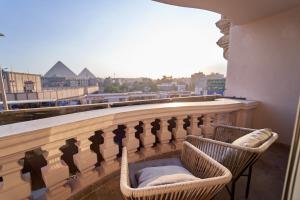 Pyramids Charm Hotel