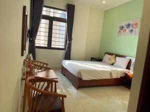 Khách sạn Khải Hoàn