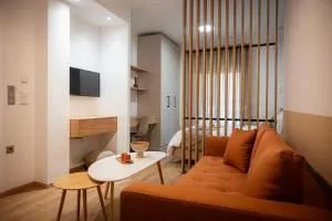 White Luxury Apartments - Néa Éfesos