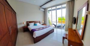 Meninting Beach Villa, 3 bedroom