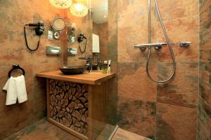 Double or Twin Room room in Hotel Cascade Resort & Spa