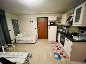 Incantevole Appartamento con Giardino - Garage Privato e Free Wifi