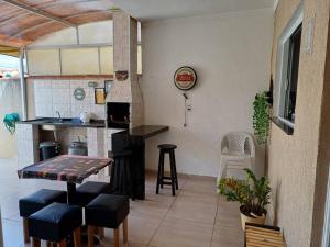 Sobrado charmoso em localização central!