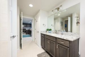 Unit 203 Aruba - 3 Bedroom Ocean Front