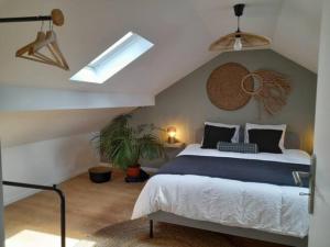 Appartements L-Authentique, appart/duplex face a la gare : Appartement 3 Chambres