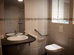 Gîte Val de Loire avec piscine chauffée, tennis, WIFI, BBQ - FR-1-590-125