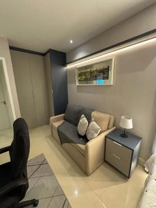 Lovely 2-Bedroom Condo with Pool