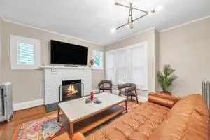 Beautiful 4BR 2 Bathroom House with Parking - ويست سبرينغفيلد