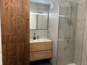 Chaleureux duplex aux Gets - Proche des pistes et des commerces, 8 couchages, WiFi, parking inclus - FR-1-623-355