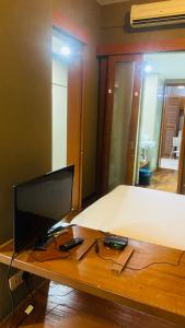 10 Semantan Residences