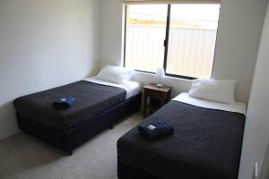 Southern River Family Accommodation. Free WiFi