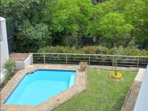 Sidwell Gardens, Adjacent to Kingswood Estate