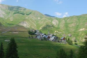 Chalets Le Clos Du Berger : photos des chambres