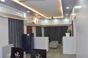 Leela Homestay Indore - Tulip - 2 BHK Luxury apartment