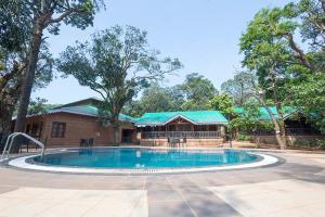 Scarlet Resort