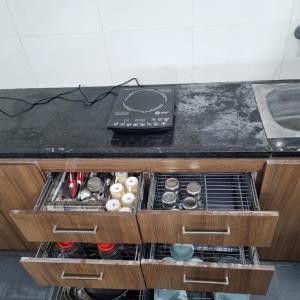Leela Home stay Indore - Marigold - One bedroom with kitchen and large balcony
