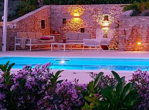 Villa Bacio with new heated pool