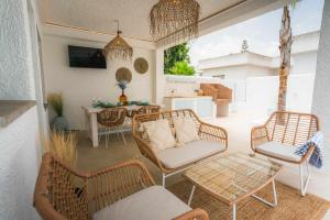 Casa Gavilán En Riumar ( a 100m de la playa )