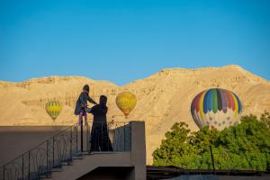 New Memnon Hotel